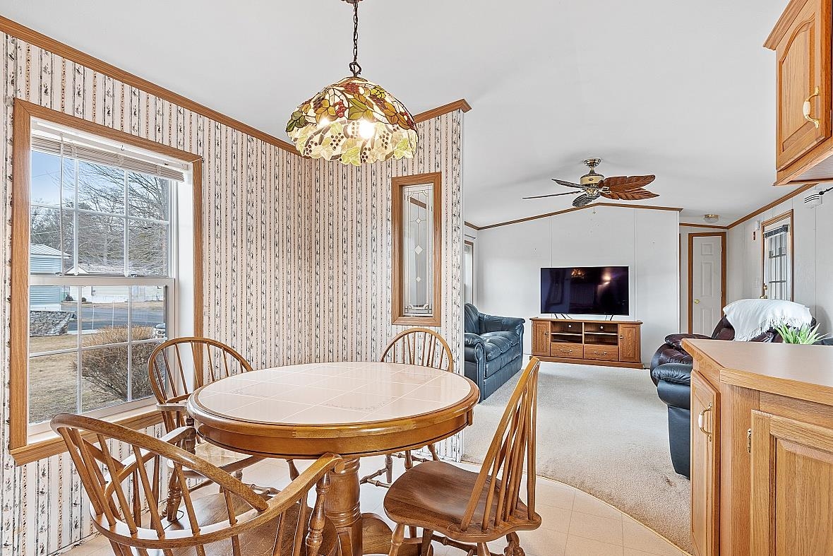 9 R Arrow Drive Salem, NH 03079 - Photo 14 of 38