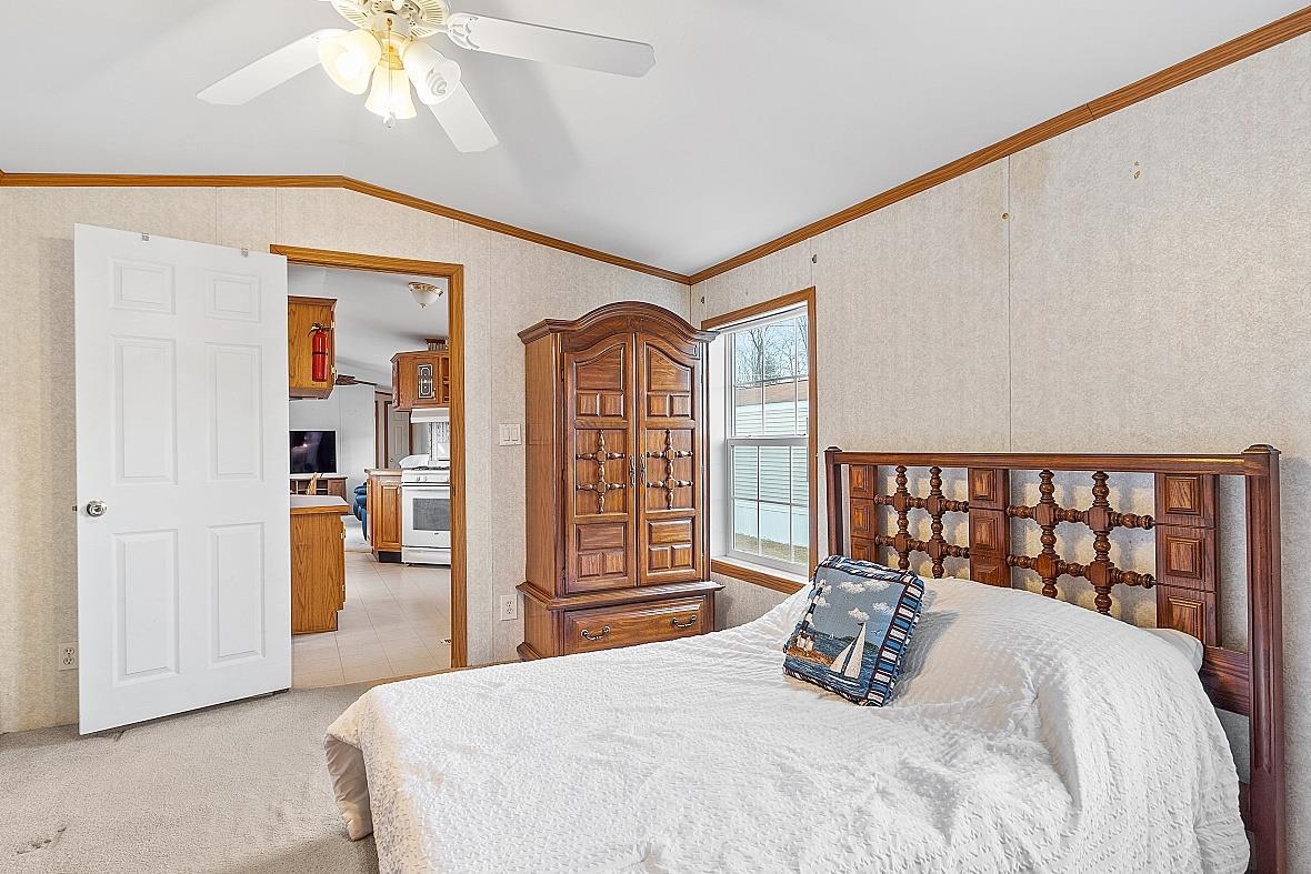 9 R Arrow Drive Salem, NH 03079 - Photo 24 of 38