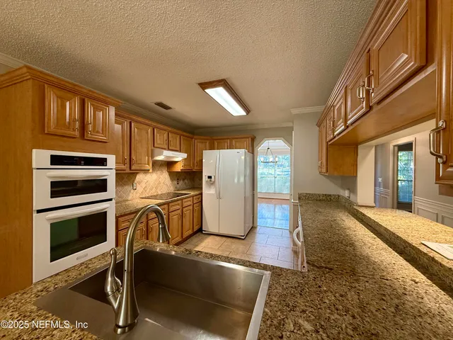 a view of a storage & utility room