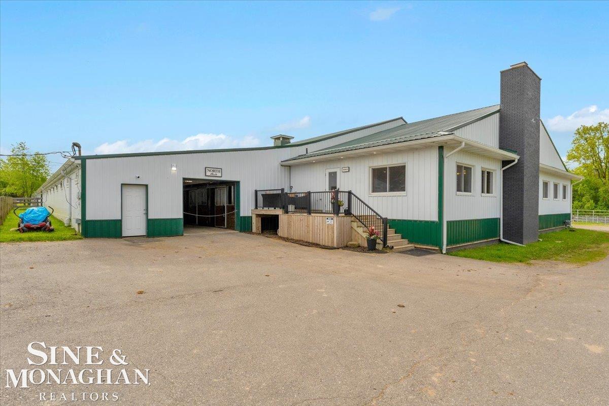 270 North Rochester Road Leonard, MI 48367 - Photo 6 of 62 Gallery Image 6