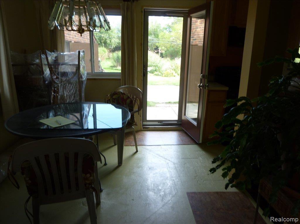 1308 Welch Road Walled Lake, MI 48390 - Photo 4 of 6 P1000367