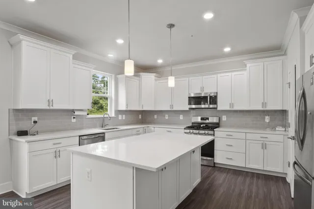 $595,000 | 6998 Farragut Drive, Bryans Road, MD 20616