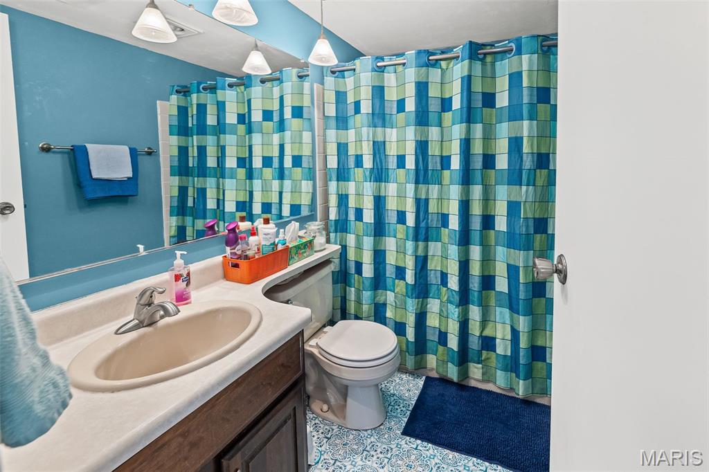 380 High Point Drive Edwardsville, IL 62025 - Photo 15 of 33