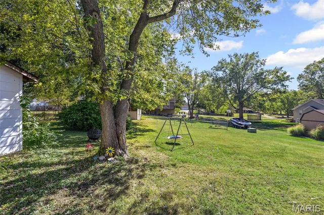 $170,000 | 380 High Point Drive, Edwardsville, IL 62025