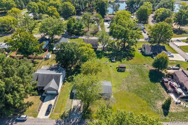 $170,000 | 380 High Point Drive, Edwardsville, IL 62025