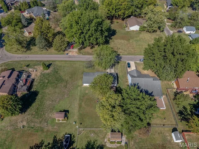 $170,000 | 380 High Point Drive, Edwardsville, IL 62025