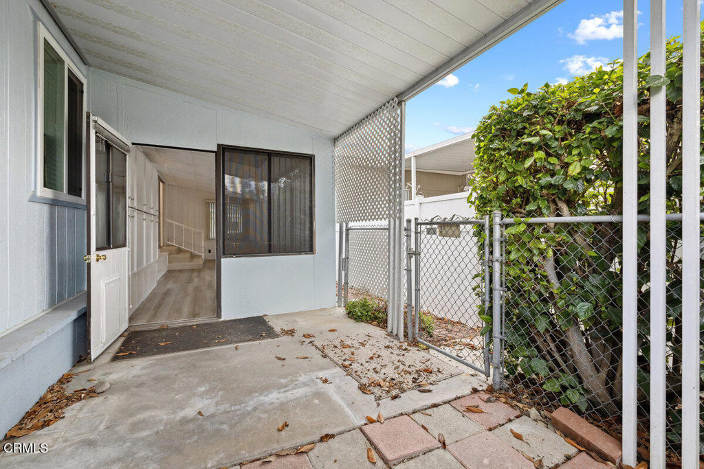 206 Browning Avenue, Unit 206 Ventura, CA 93003 - Photo 25 of 36 a view of a back yard
