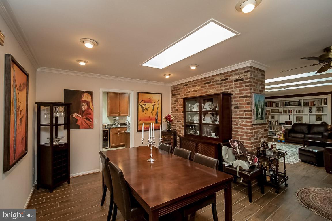 11241 South Shore Road Reston, VA 20190 - Photo 18 of 34 Separate Dining Room with Skylight!