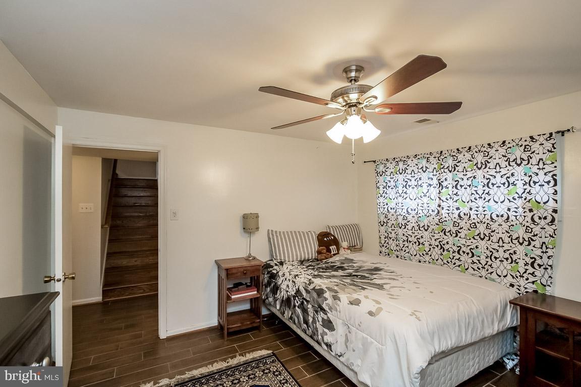 11241 South Shore Road Reston, VA 20190 - Photo 28 of 34 Bedroom #4 is 12 x !2 with own Closet!