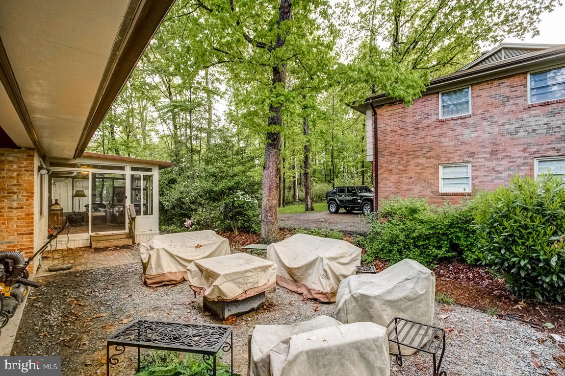 11241 South Shore Road Reston, VA 20190 - Photo 33 of 34 Sitting Space behind the carport