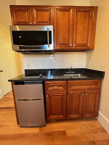 868 Beacon Street, Unit 8 Boston, MA 02215 - Photo 3 of 6