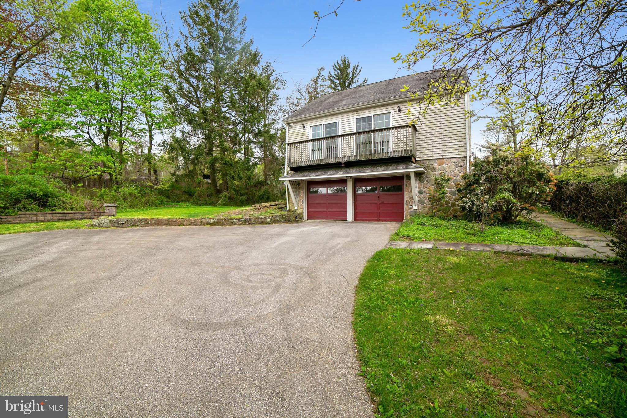 940 Hollow Road Wayne, PA 19087 - Photo 1 of 31