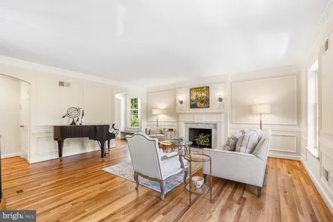 $1,895,000 | 3808 Klingle Place Northwest, Washington, DC 20016