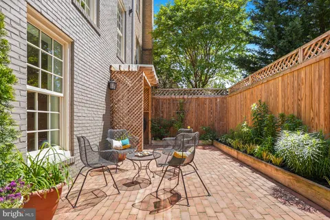 $1,895,000 | 3808 Klingle Place Northwest, Washington, DC 20016