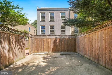 $1,895,000 | 3808 Klingle Place Northwest, Washington, DC 20016