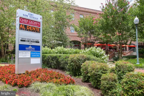 $1,895,000 | 3808 Klingle Place Northwest, Washington, DC 20016