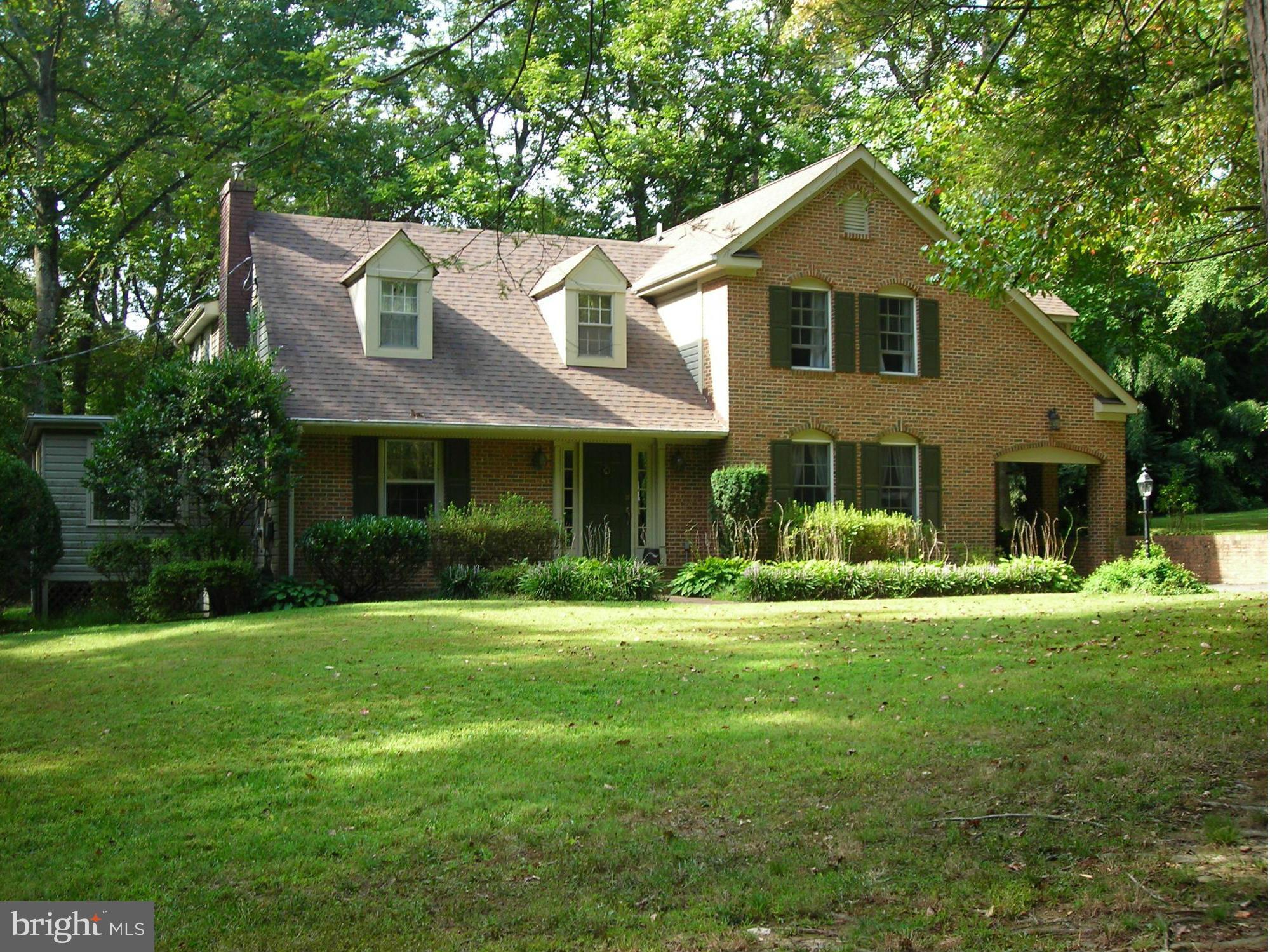8425 Overbrook Road Fairfax, VA 22031 - Photo 1 of 30 Exterior (Front)