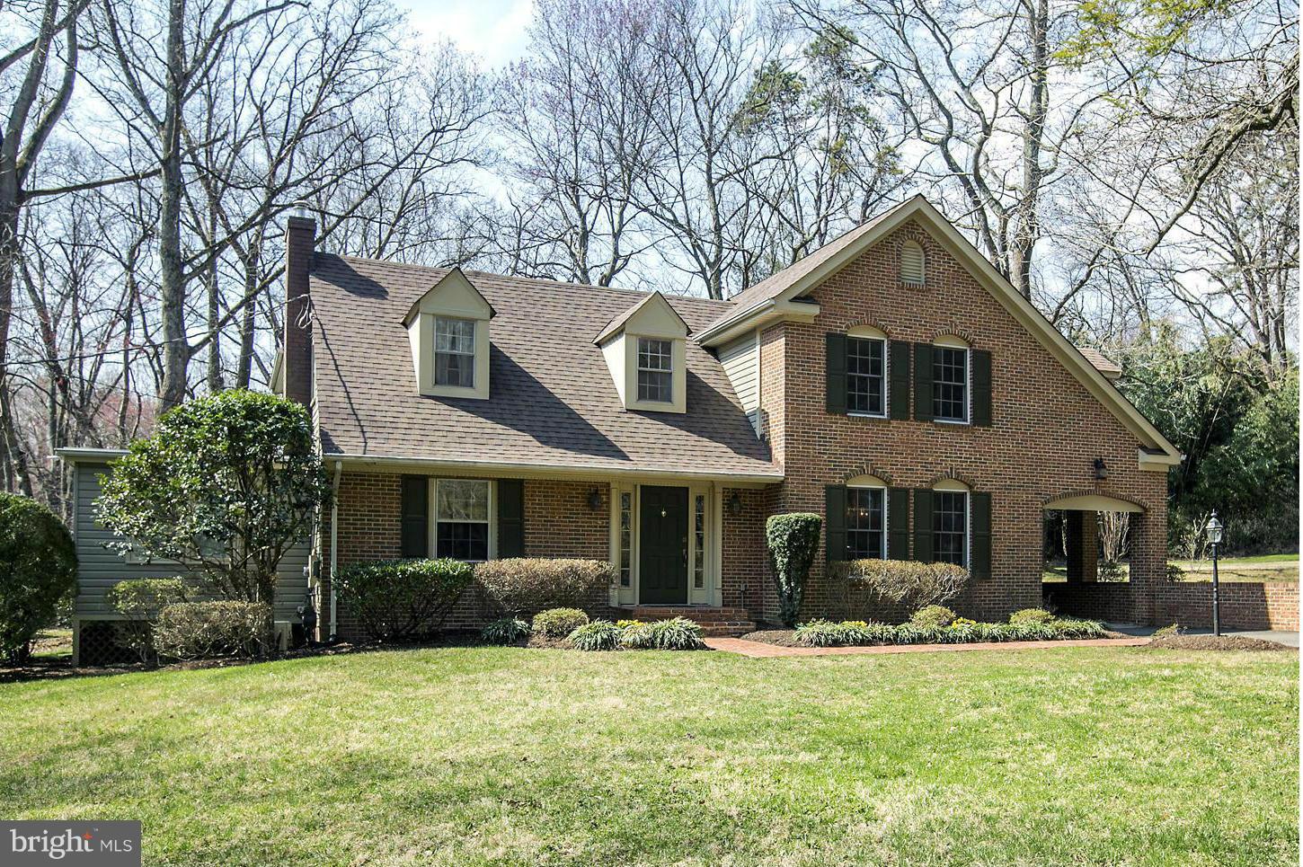 8425 Overbrook Road Fairfax, VA 22031 - Photo 2 of 30 Exterior (Front)