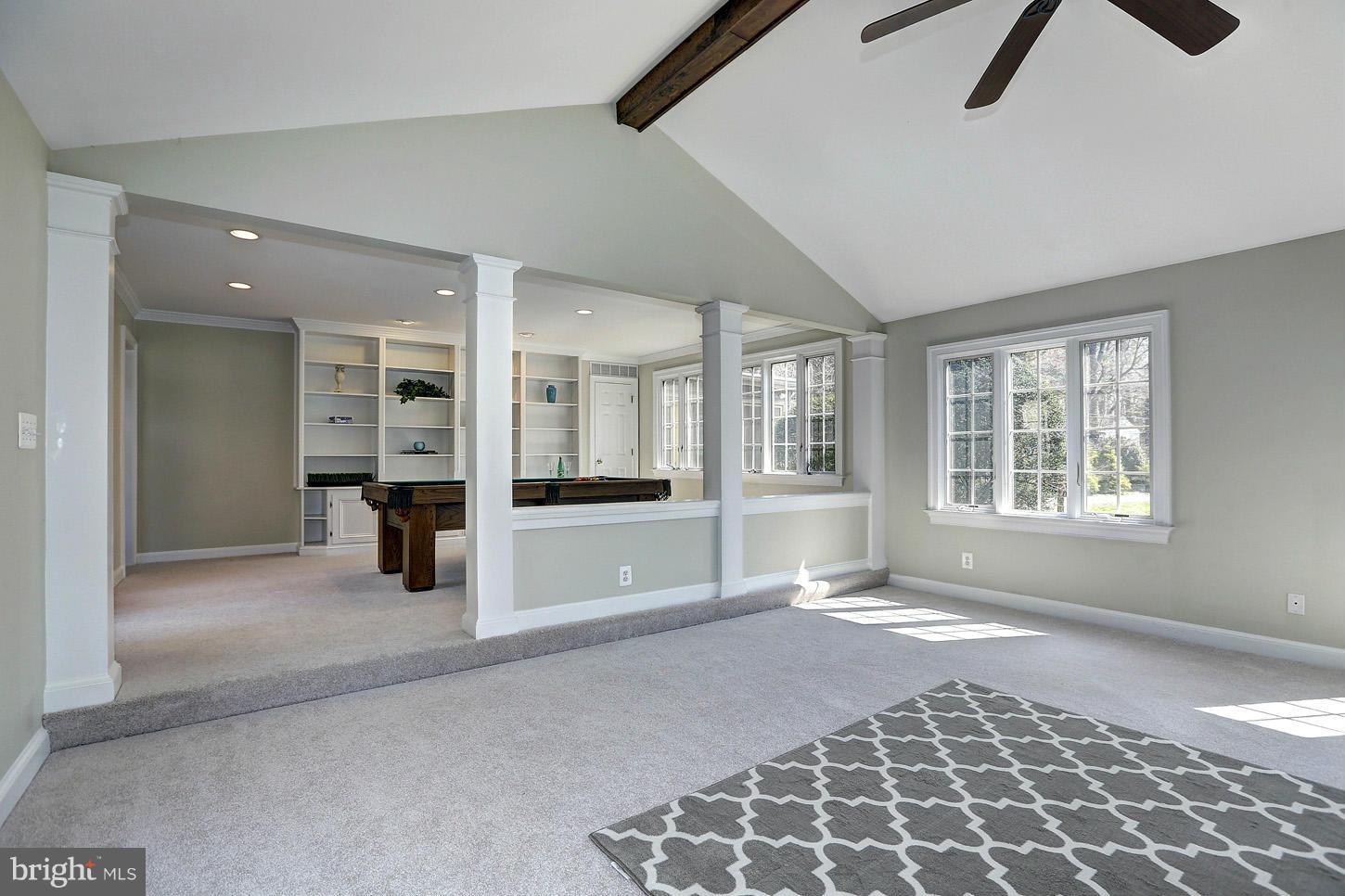 8425 Overbrook Road Fairfax, VA 22031 - Photo 12 of 30 Family Room