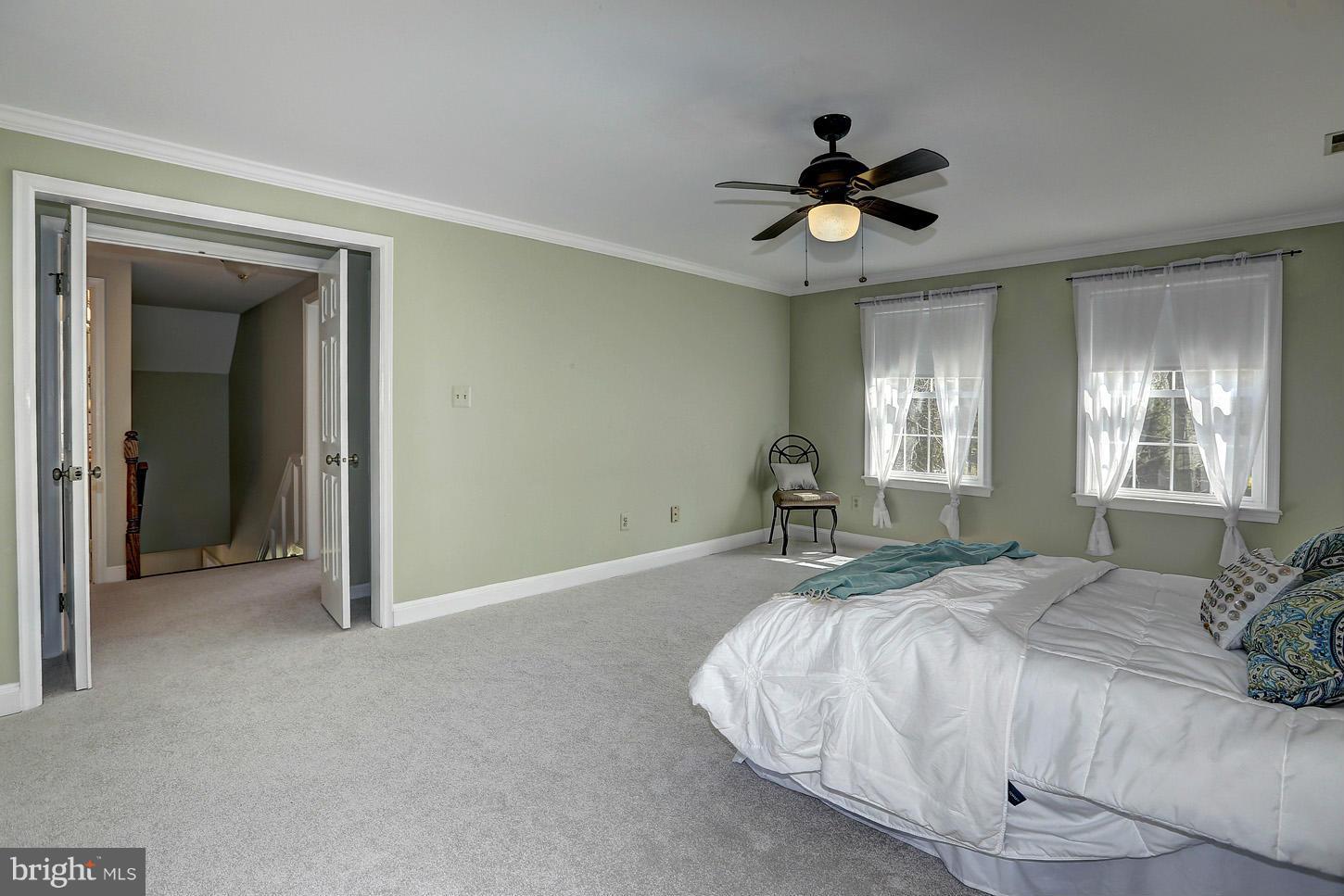 8425 Overbrook Road Fairfax, VA 22031 - Photo 22 of 30 Bedroom (Master)