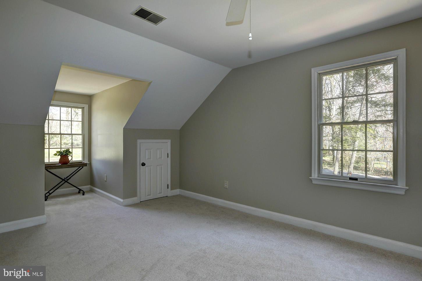 8425 Overbrook Road Fairfax, VA 22031 - Photo 25 of 30 Bedroom