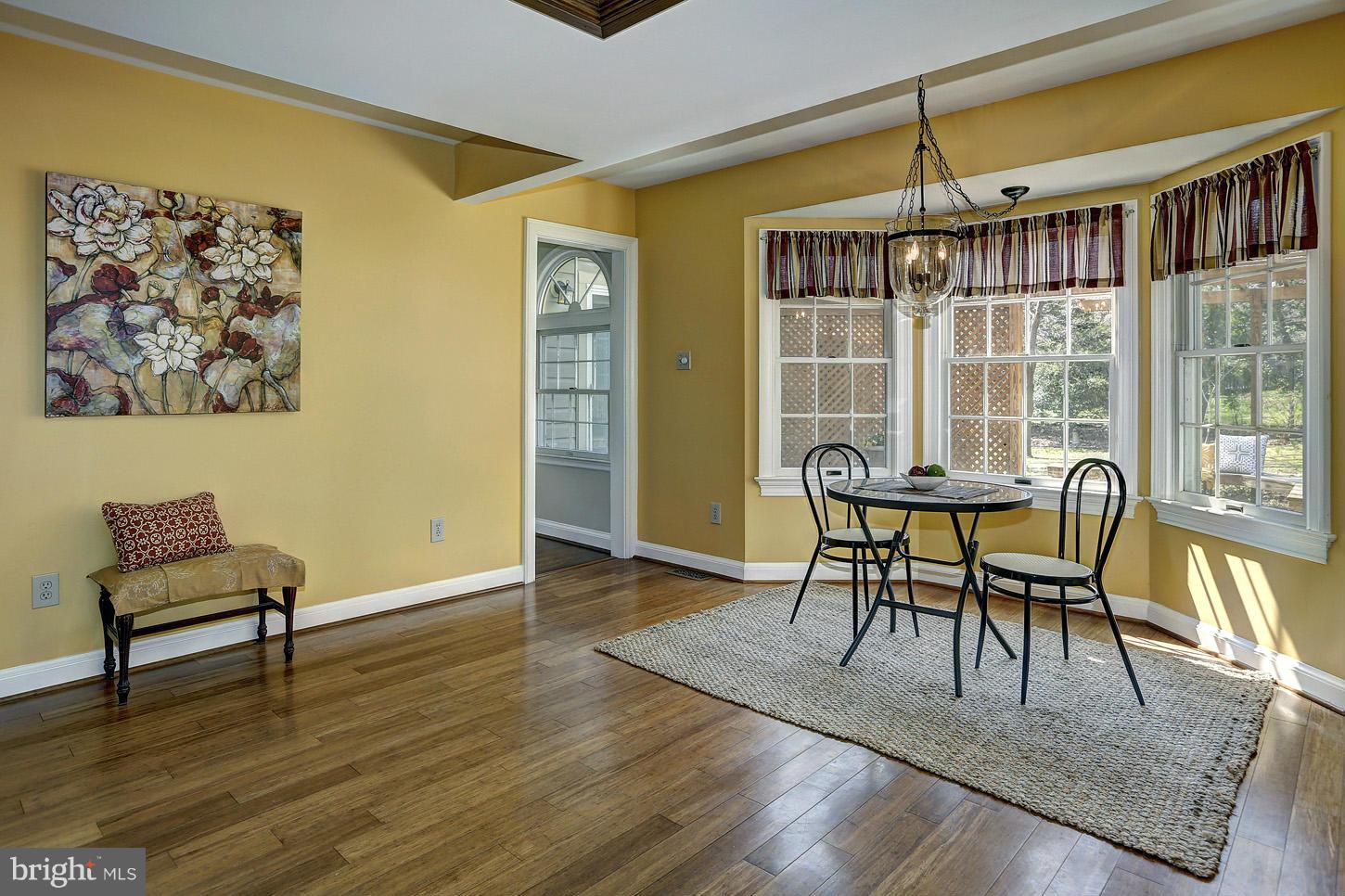 8425 Overbrook Road Fairfax, VA 22031 - Photo 5 of 30 Kitchen