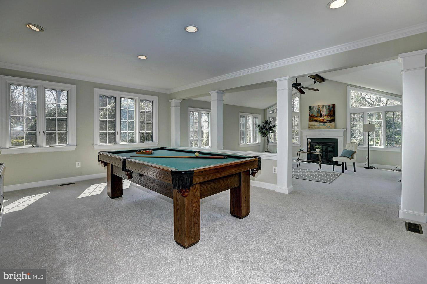 8425 Overbrook Road Fairfax, VA 22031 - Photo 7 of 30 Family Room