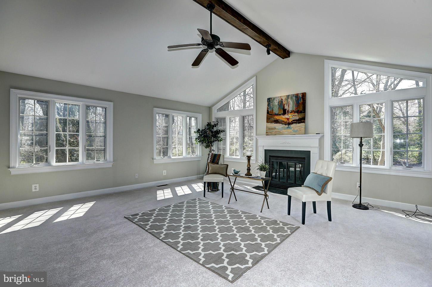 8425 Overbrook Road Fairfax, VA 22031 - Photo 8 of 30 Family Room