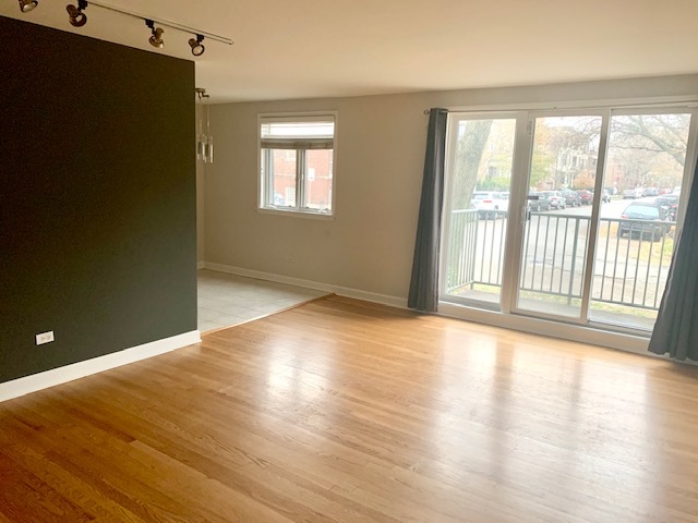 1264 West Byron Street, Unit 1 Chicago, IL 60613 - Photo 4 of 9