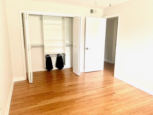 1264 West Byron Street, Unit 1 Chicago, IL 60613 - Photo 5 of 9