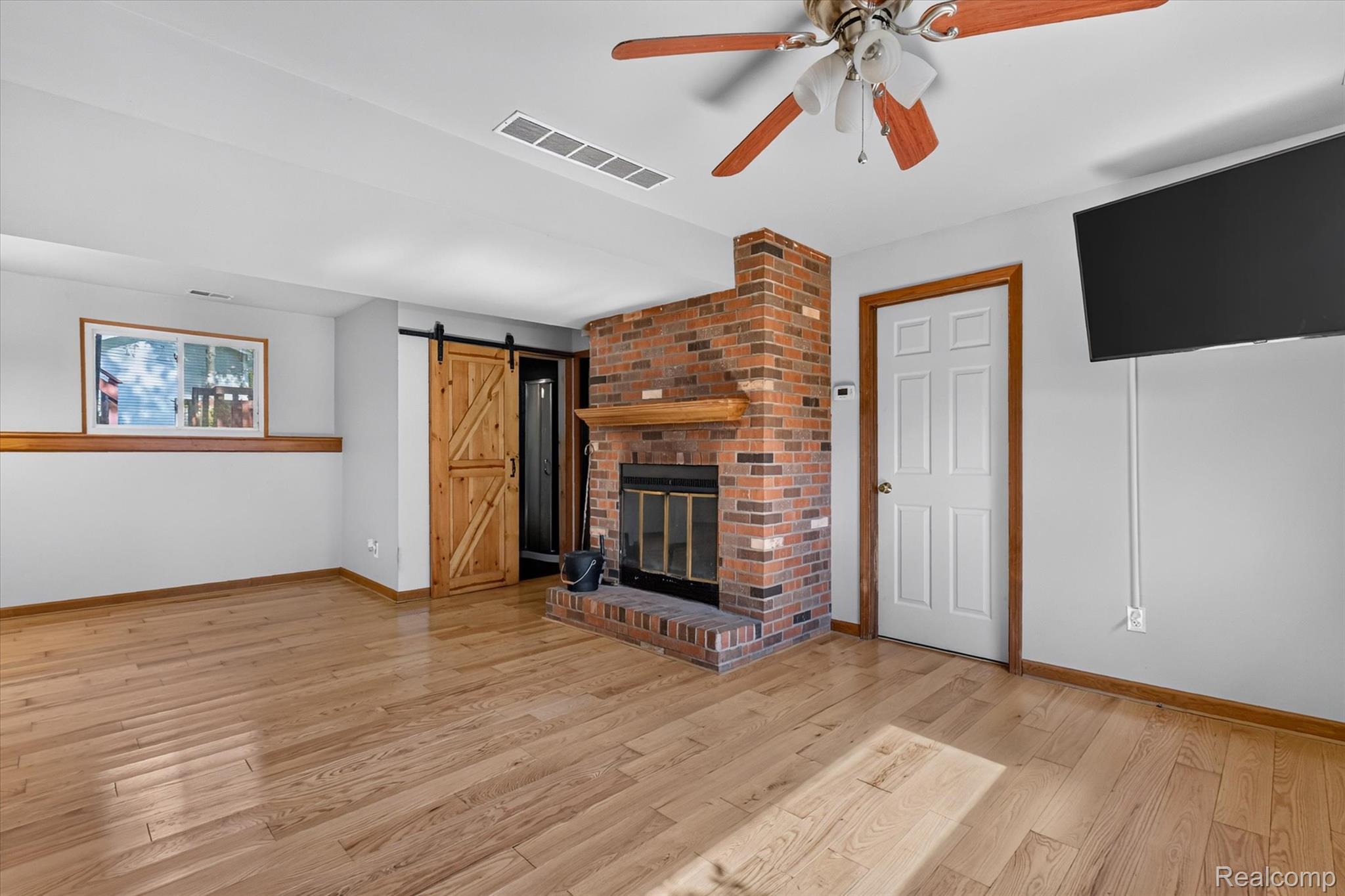 1570 South Boulevard West Rochester, MI 48309 - Photo 30 of 45 30-1570-W-South-Blvd-WindowStill-Real-Estate-Photography-35.jpg