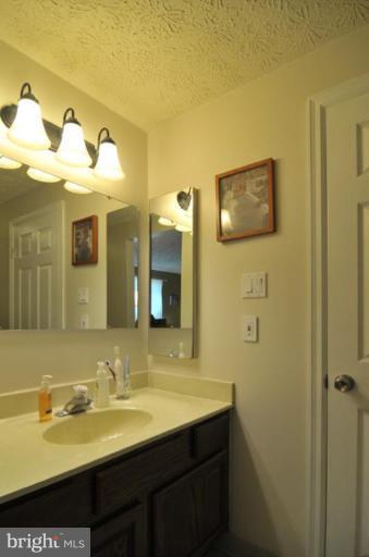 7558 Aspenpark Road Lorton, VA 22079 - Photo 14 of 18 Master Bath