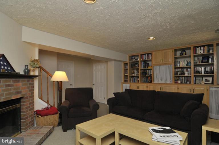 7558 Aspenpark Road Lorton, VA 22079 - Photo 16 of 18 Recreation Room