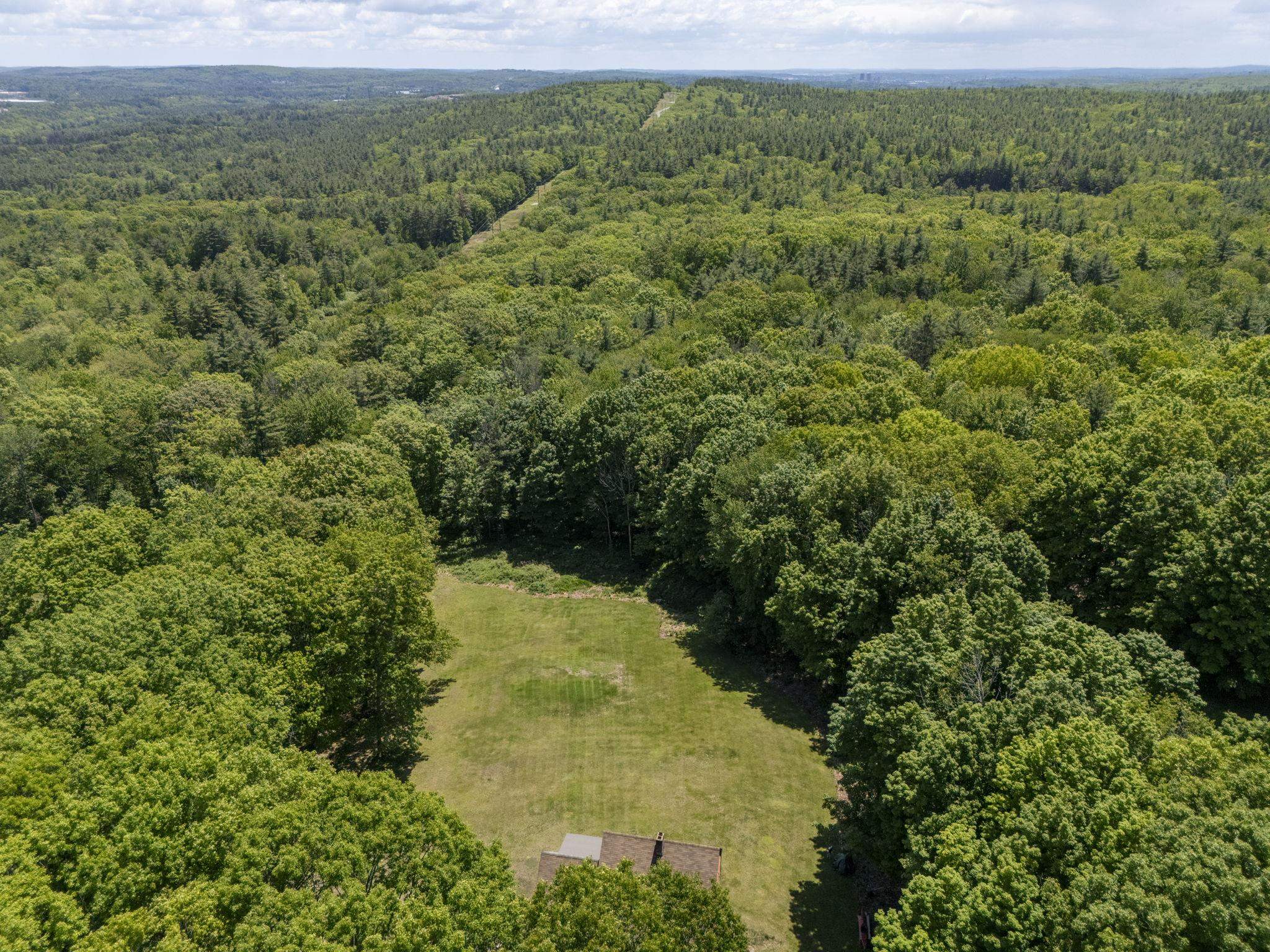 133 Hackett Hill Road Hooksett, NH 03106 - Photo 54 of 55