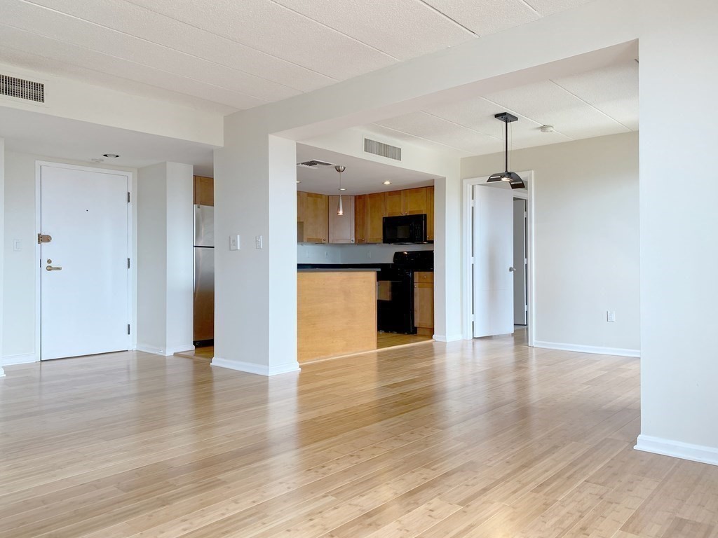 85 Brainerd Road, Unit 503 Boston, MA 02134 - Photo 3 of 21