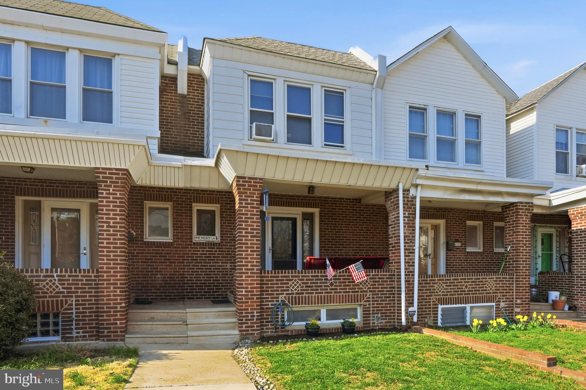 636 Roxborough Avenue Philadelphia, PA 19128 - Photo 2 of 15