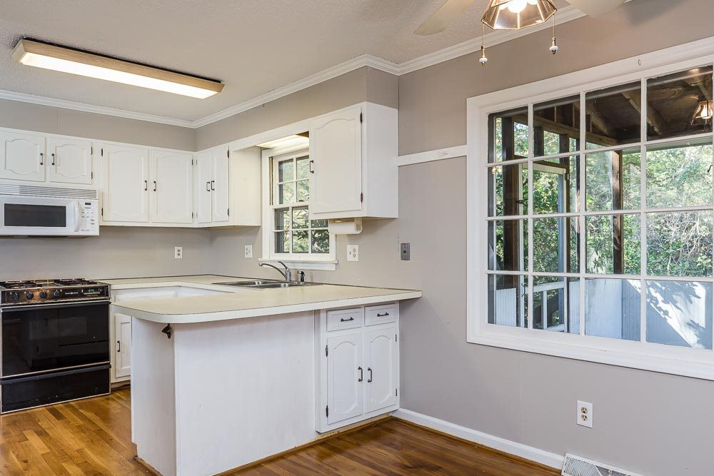 5413 Mapleridge Road Raleigh, NC 27609 - Photo 10 of 20 Photo 10