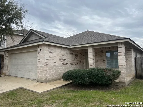 $1,400 | 7018 Heathers Place, San Antonio, TX 78227