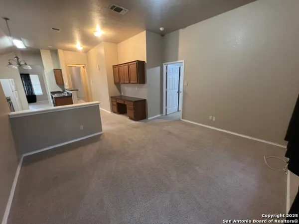 $1,400 | 7018 Heathers Place, San Antonio, TX 78227