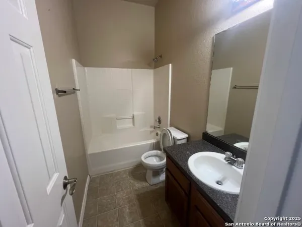 $1,400 | 7018 Heathers Place, San Antonio, TX 78227