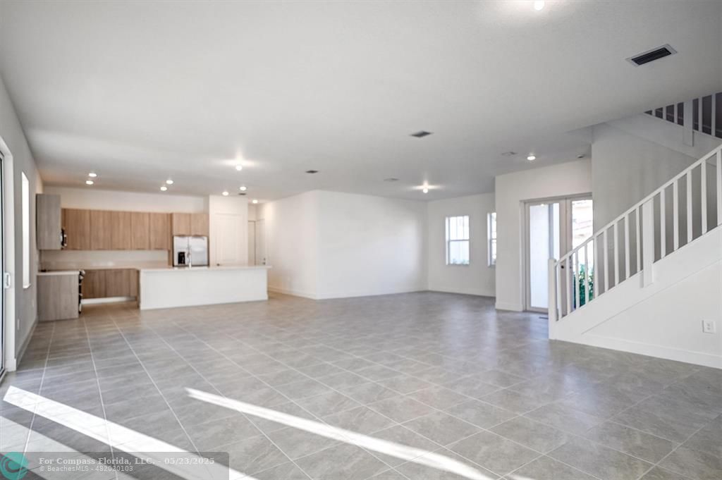 12328 Southwest 43rd Street Davie, FL 33330 - Photo 15 of 96