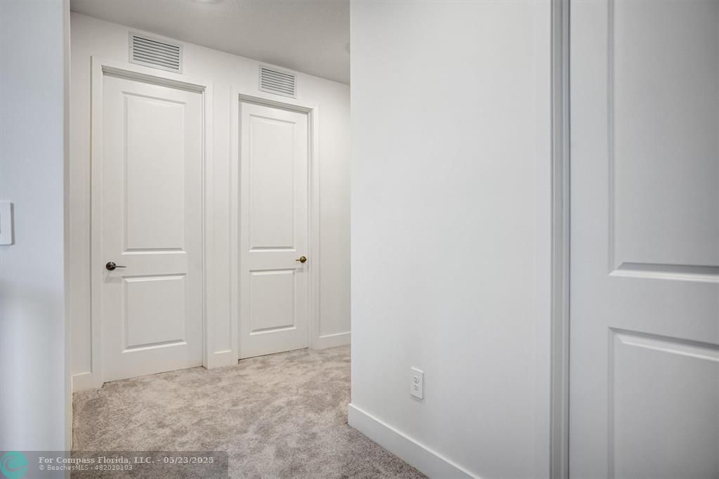 12328 Southwest 43rd Street Davie, FL 33330 - Photo 28 of 96 a view of an empty room