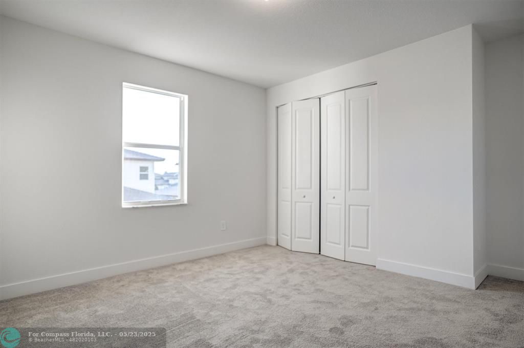 12328 Southwest 43rd Street Davie, FL 33330 - Photo 35 of 96 an empty room with windows