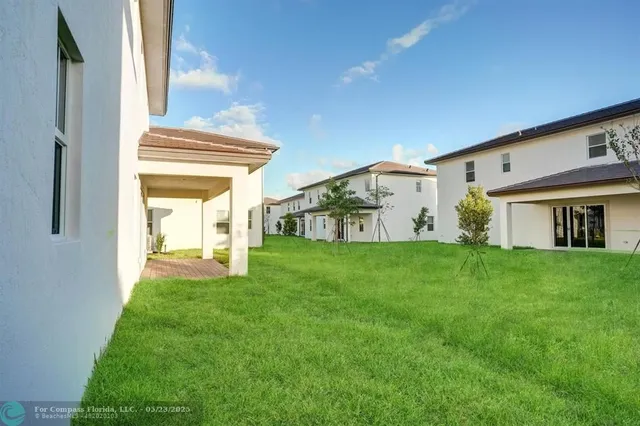 $1,150,000 | 12328 Southwest 43rd Street, Davie, FL 33330