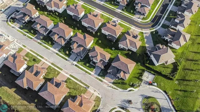 $1,150,000 | 12328 Southwest 43rd Street, Davie, FL 33330