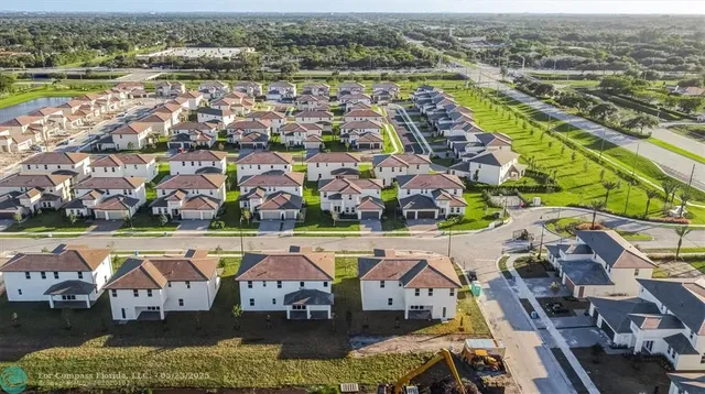 $1,150,000 | 12328 Southwest 43rd Street, Davie, FL 33330