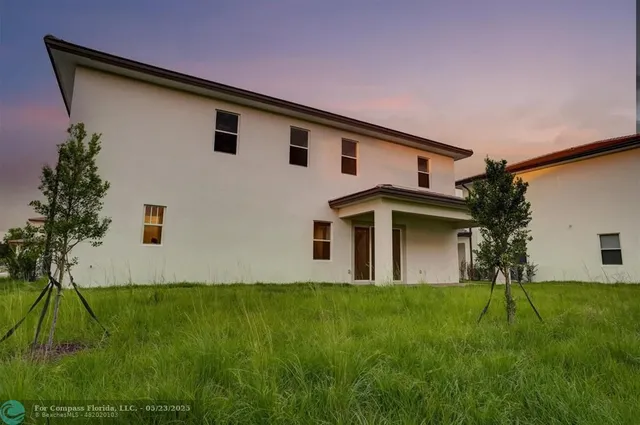 $1,150,000 | 12328 Southwest 43rd Street, Davie, FL 33330