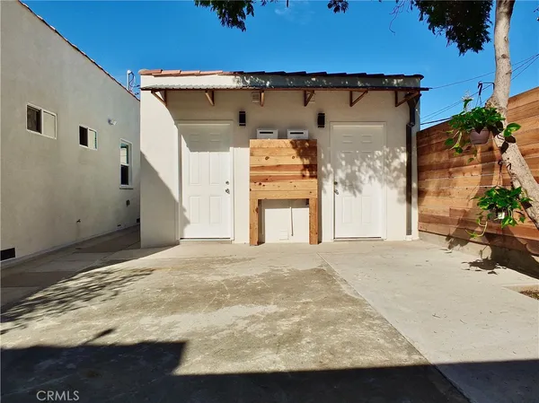 $2,475 | 2618 Lime Avenue, Signal Hill, CA 90755