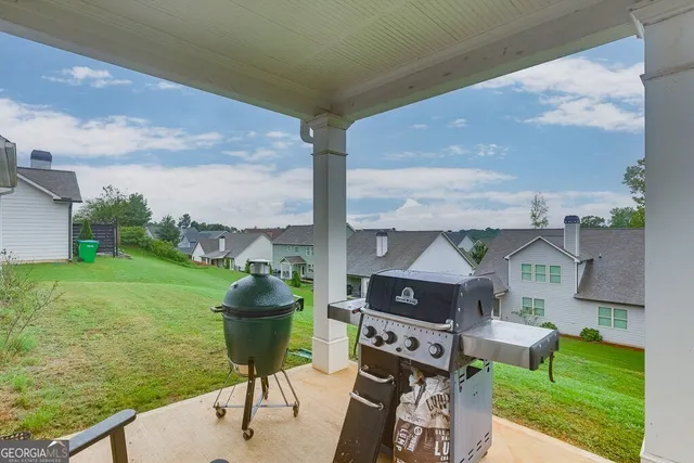 a house view with a garden space