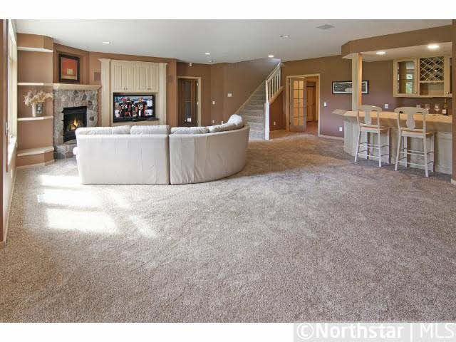 18953 Firethorn Point Eden Prairie, MN 55347 - Photo 13 of 18 Gallery Image 13
